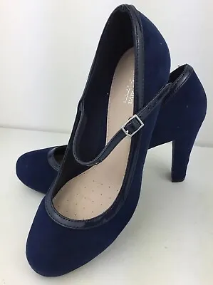 Papaya Womens Wide Fit Navy Blue Velvet Feel High Block Heel Shoes UK 5. VGC. • £13.99