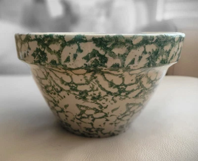 £46.97 • Buy VINTAGE ROBINSON RANSBOTTOM RRPCO Green 8  Spongeware Mixing Bowl MADE IN U.S.A.