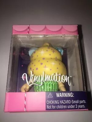 DISNEY Vinylmation 3  Park Set 1 Bakery Cupcake Tinker Bell With Box & Card • $9.99