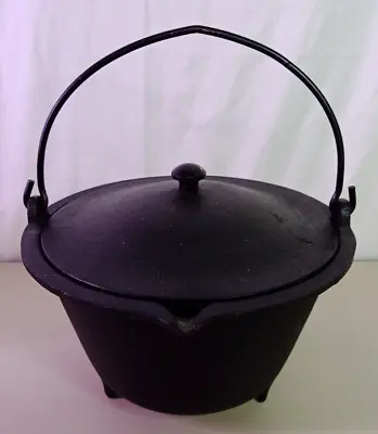 Vintage Black Cast Iron Cauldron Witches Pot Kettle 3 Legged W/Handle & Lid • $39.99