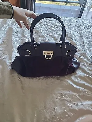 Salvatore Ferragamo Handbag • $355