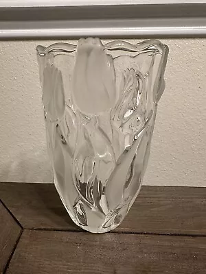 Mikasa Crystal Satin Tulips Flower Vase Frosted & Clear Design  • $19.95