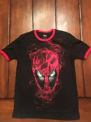 Marvel Deadpool Smoke Vapor Vape Design Black Red T-Shirt Men's Medium • $10