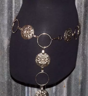 Vintage Floral Concho Belt/Large Silver Tone Medallions Circle Links/57  Adjust • $14.99