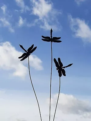 Cuffy's Metal Triple Dragonfly Sculpture Garden Decoration  • £56.99