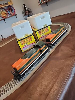 Railking MTH  O  GAUGE GREAT NORTHERN Switcher And CALF  ( PLEASE READ  ) • $200