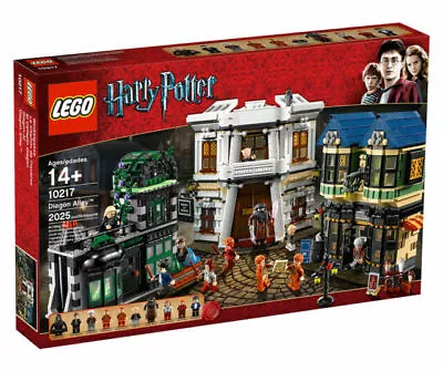 LEGO Harry Potter: Diagon Alley (10217) BNIB • $850