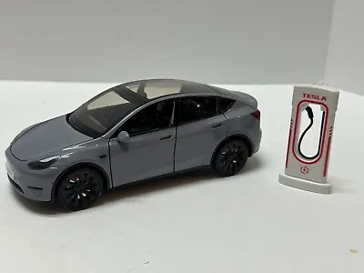 1:24 Tesla Model Y Diecast With Headlight & Taillight LED Gray • $32