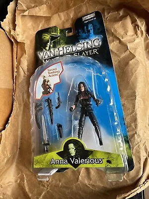 Jakks Pacific Anna Valerious Van Helsing Monster Slayer Action Figure 2004 !!!  • $19