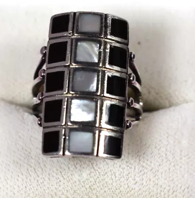 Vintage Black Onyx & Mother Of Pearl Sterling Silver Ring 7.2g Size 7 3/4 • $35