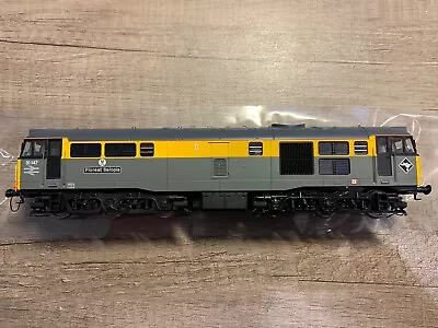 Hornby R3880 OO Gauge Class 31 Diesel 31147 Floreat Salopia BR Dutch Boxed • £129.99