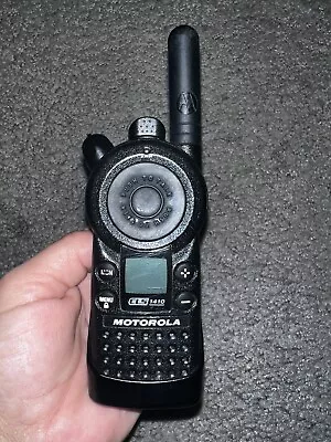 Motorola CLS1410 4 Channel UHF Two-Way Radio • $30