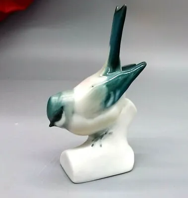 Vintage Porcelain Bird Figurine Zsolnay Collectible Hungary • £21