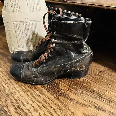 Antique Early 1900s Leather Lace Up Womens Ankle Boots / Shoes (granny Boots). • $39