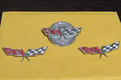 Vintage 1968 Corvette Emblems Pn/472717- Pn#466652 • $148.79