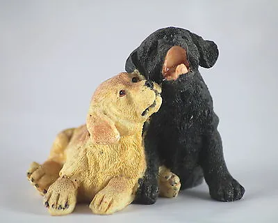 9.5cm LABRADORS - PAIR Of LABRADOR PUPPIES - GOLD & BLACK - DOG ORNAMENT - GIFT • £7.99