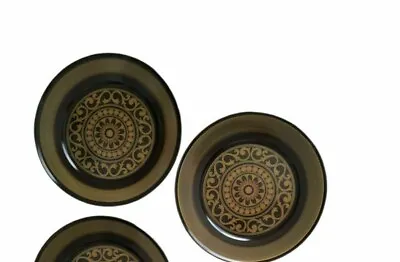 A Pair Mikasa Majorca Verona Green E2828 8-1/4' Salad Plates  • $10