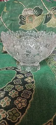 Vintage Clear Scalloped Etched And Frosted Candy Dish/bowl • $16.49