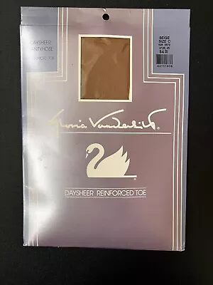 Gloria Vanderbilt Vintage Beige Daysheer Pantyhose Size C • $6.50