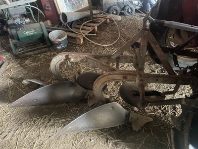 £275 • Buy Ferguson 2 Furrow Plough Massey Ferguson Grey T20