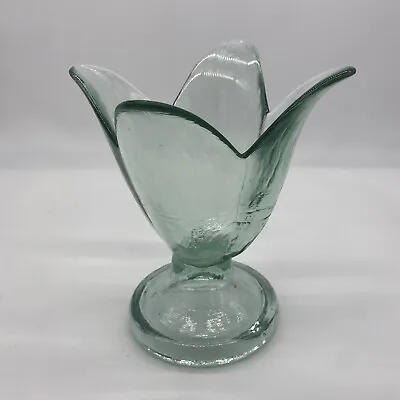 Vintage Hand Blown Glass Tulip Flower Floral Vase • $24.99