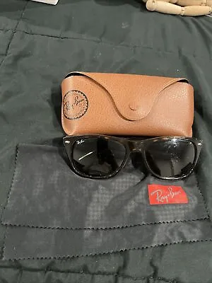 Ray-Ban USED New Wayfarer Classic Shinny Tortoise/Green 58 18 Sunglasses RB2132 • $44.99