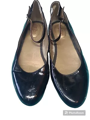 Me Too Ankle Strap Black Faux Leather Ballerina Style Flats Women’s Size 8.5 • $16.99