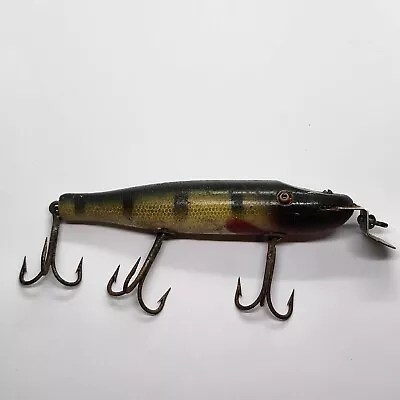 Vintage C.C.B. Co. Pikie Minnow Creek Chub Bait Co. F6 • $17.99