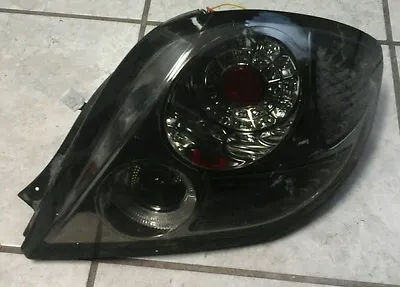 03 04 05 06 Hyundai Tiburon Right Blk Led Taillight Assembly   • $79.99