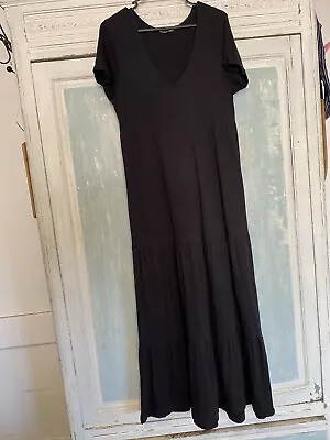 Silent Theory Dress Size 12 M Long Maxi Tirred Ladies Tee Women’s Black • $18.99
