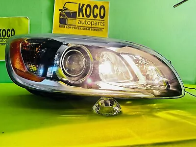 2014 - 2018 Volvo S60 V60 Xenon Hid Headlight Right Passenger Side Oem 89909286 • $430