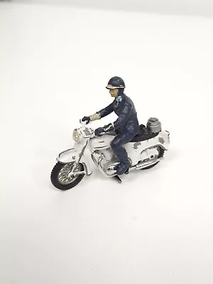 Vintage BRITAINS 9697 TRIUMPH THUNDERBIRD POLICE PATROL; ORIGINAL Motorcycle  • $24.88