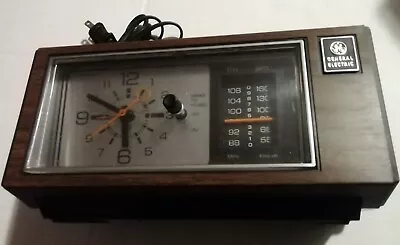 VINTAGE General Electric *#7-4550D* CLOCK/RADIOMint Condition  Works • $32.34