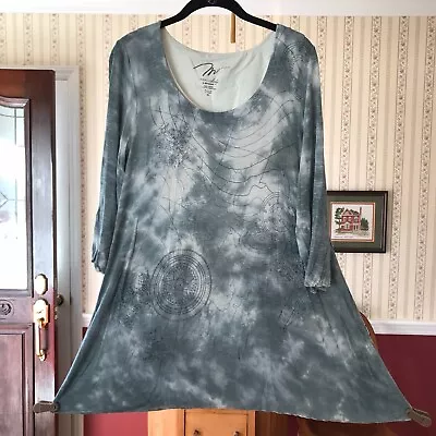 Miracle Body Miraclesuit Tunic Top Grey White Tie-dye Compasses Print Size XL • $23.95