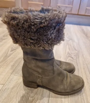 £0.99 • Buy Pavers Grey Suede Boots Calf Length Faux Fur Trim Ladies Size 6/39