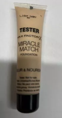 Max Factor Miracle Touch Mini Foundation *Choose Your Shade* • £4.99