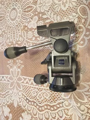 £150 • Buy Gitzo 1572 Pan And Tilt Head