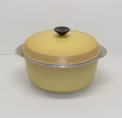 Vintage Regal Cast Aluminum Yellow / Cream Dutch Oven • $24.99