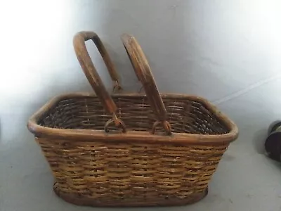 Vintage Brown Wicker Shopping Basket With Folding Handles • $10.99