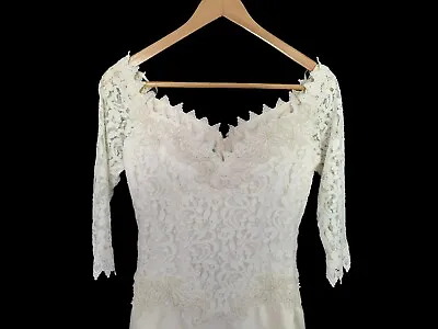 1980s Beaded Lace & Silk Wedding Dress - XS • $175