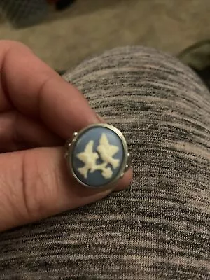 Vintage Avon Ring Wedgwood Blue Cameo White Birds Silvertone • $10