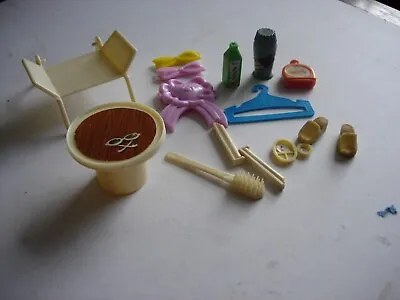 Assortment Of Barbie-cindy And Mixed Items • $1.23