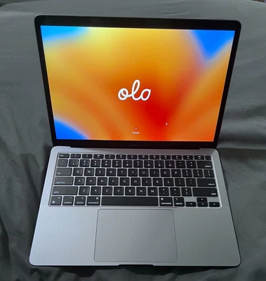 $650 • Buy Apple MacBook Air 13in (256GB SSD, M1, 16GB, 7C GPU/8C CPU) Laptop - Space Gray)