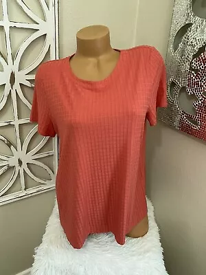 J JILL WEAREVER COLLECTION Medium TEXTURED SHORT SLEEVE TOP • $2.98