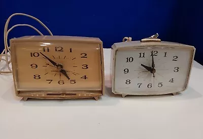 2 Vintage  General Electric Tabletop Clocks  W Alarm. • $7