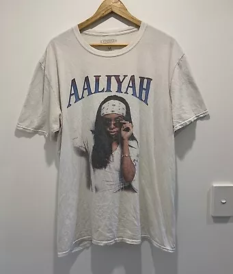 Aaliyah Tshirt Men’s Medium R&B Hip Hop White Tee Official Merchandise • $25