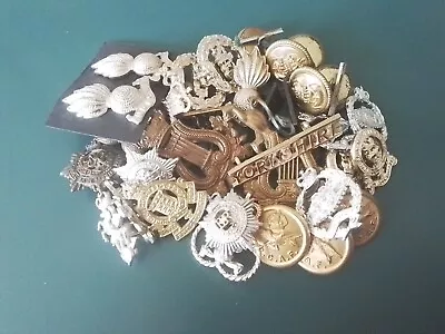 Bundle Of BRITISH ARMY MILITARY COLLAR BADGES BUTTONS ETC. Job Lot • £20