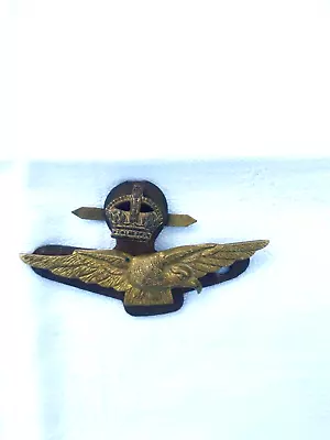 RAF Officer's Side Cap Badge Featuring Crown And Eagle Design • £5