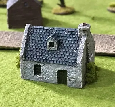 6mm Wargame Buildings - Small Rendered Cottage With Dormer - UNPAINTED • £2.60