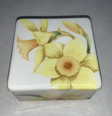 Lenox Porcelain Daffodil Flower Memories Spring Trinket Box With Lid 4.25  • $29.99